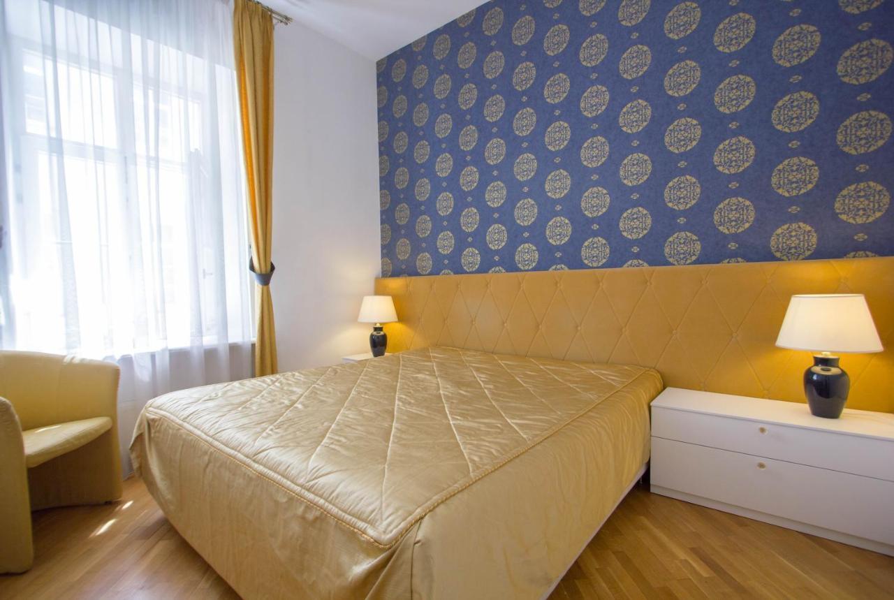 Historic Central Apartment VNO Esterno foto